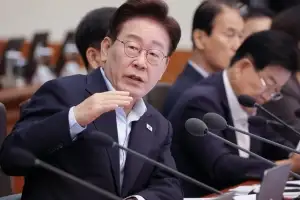 李 “부동산 불로소득, 공정 파괴 주범”