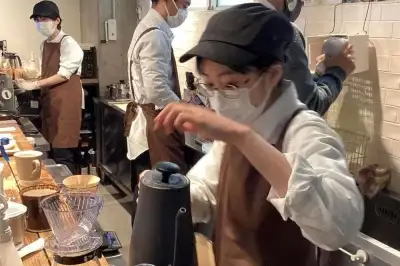 빵 만들어 출장 판매·합숙 캠프까지… 취업 재촉 않고 ‘일상 회복’ 돕는다