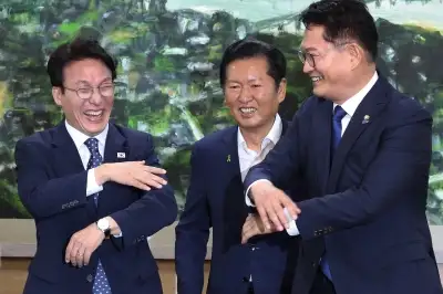 정청래 차량 파손에 ‘신천지 개입설’까지… 선 넘는 與전대