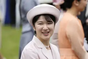기어코, 아이코는 안 된다는 日…‘36촌 아들’에 왕위 자격