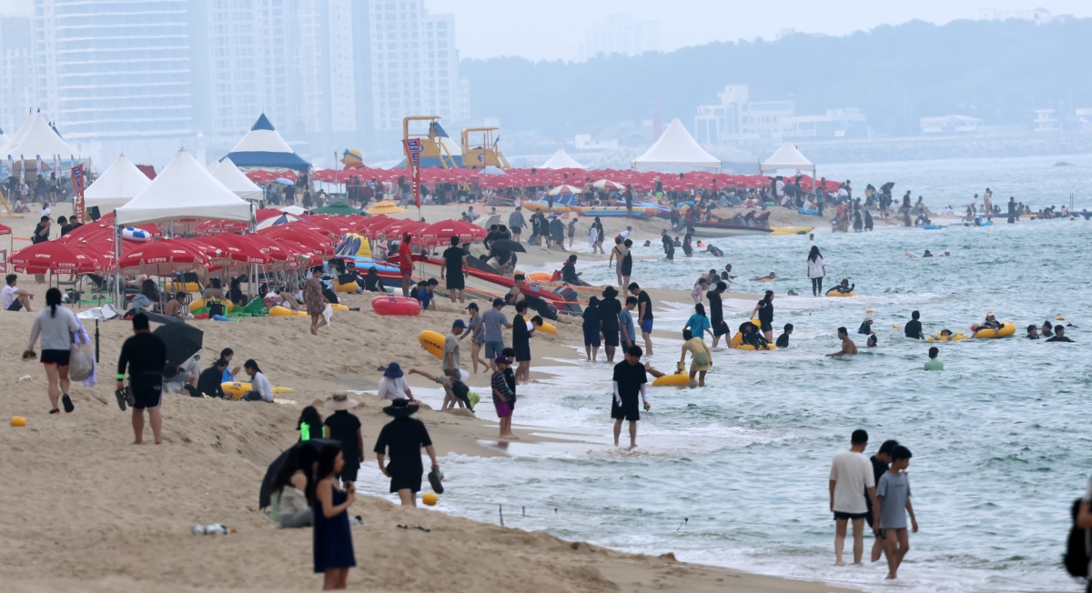 해수욕장 자료 이미지. 기사와 직접적인 관련 없음. 연합뉴스