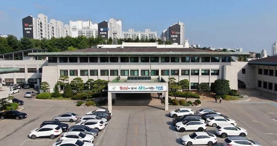 충남 태안군청 전경. 군 제공