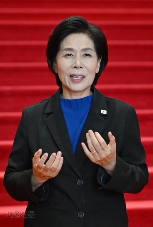 최민희 더불어민주당 의원이 22일 국회에서 서울신문과 인터뷰를 하고 있다. 홍윤기 기자