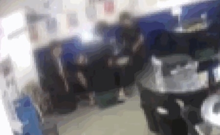 대구에서 새벽에 한 고깃집을 찾은 중학생들이 식사를 한 뒤 계산을 하지 않고 도주한 사건이 발생했다. JTBC ‘사건반장’ 캡처