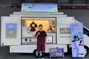 “안치홍 선배처럼 유명한 선수들만 받는 줄 알았는데…” 생애 첫 커피차에 감동한 권혁빈