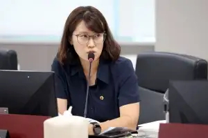 최보라 경기도의원 “재생에너지 도민 피해 막고, 다회용기 사업은 도 전역으로 확대해야”