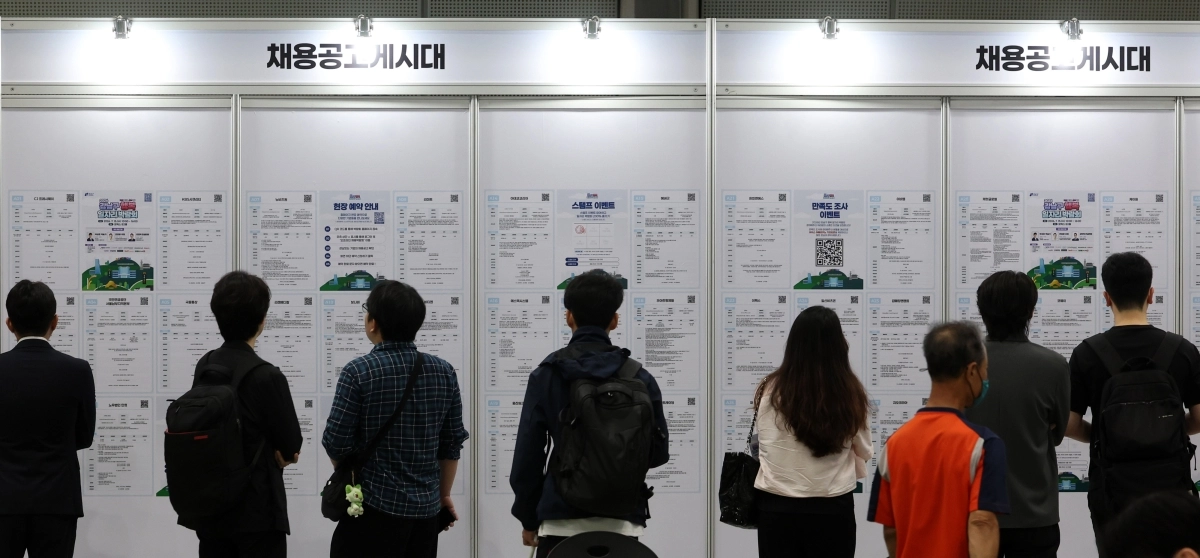 장기 미취업 청년, 금융위기 이후 최고