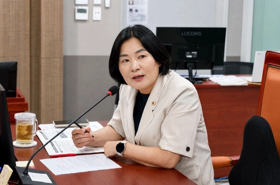 ▲ 제392회 임시회 건교위 제2차 회의에서 발언중인 윤순옥 의원(사진=경기도의회)