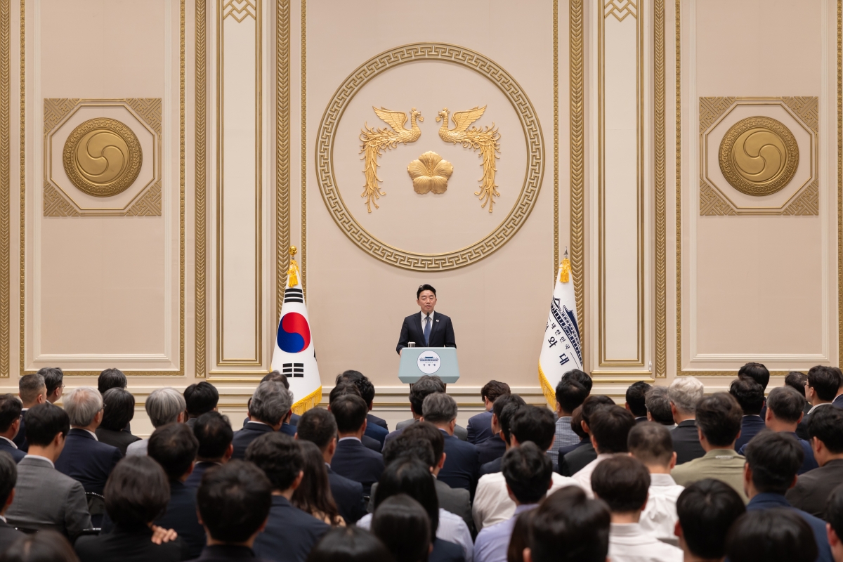 강훈식 비서실장, 전 직원 대상 조회 개최