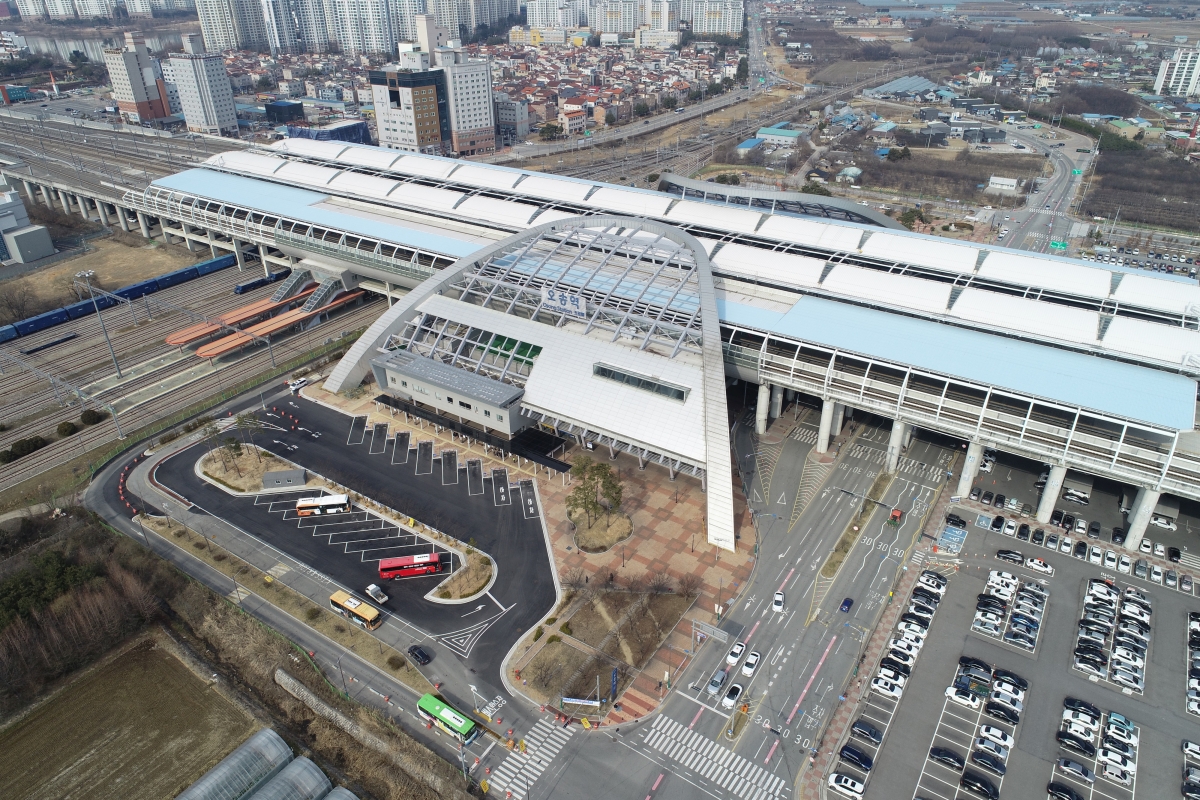 KTX 오송역 전경. 청주시 제공.