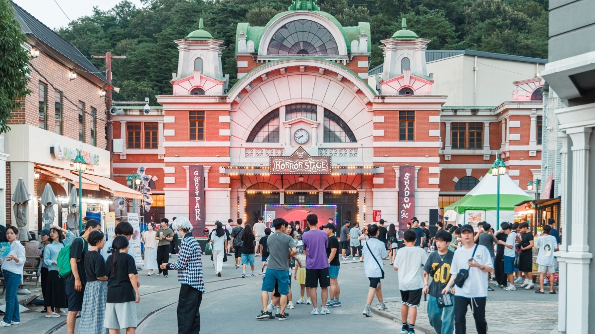 이달 31일부터 8월 16일까지 합천영상테마파크 일원에서 ‘2026 합천 고스트파크 마스커레이드’가 열린다. 2026.7.26. 합천군 제공