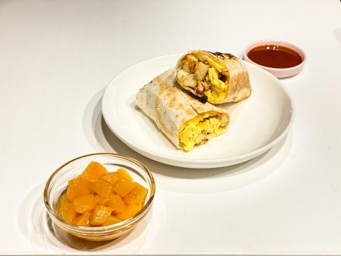 아침 식사를 거르는 청소년들이 고단백 아침 식사를 섭취하면 식이섬유, 철분, 아연, 콜린 등 중요한 영양소의 총 섭취량이 증가하는 것으로 나타났다. 아침 식사는 청소년들의 신체, 정신 건강을 위해 특히 중요하다는 사실이 확인됐다.  미국 텍사스 오스틴대 제공