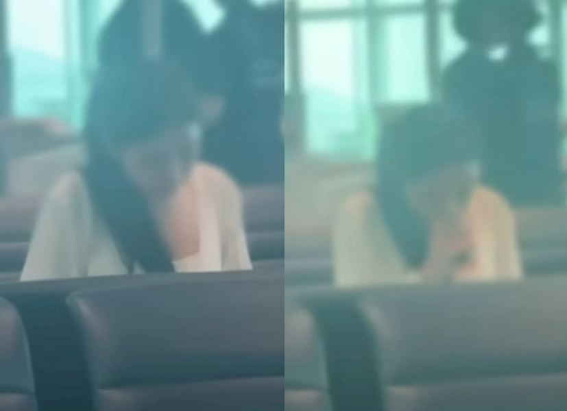 인천국제공항 제1터미널 탑승구 앞에서 한 여성이 전자담배를 피우고 있다. JTBC ‘사건반장’ 캡처