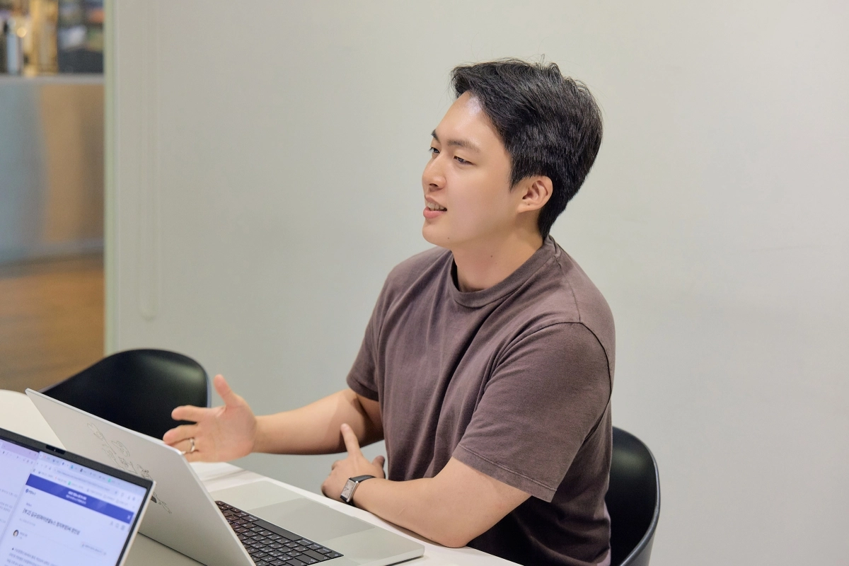 토스의 유튜브 채널 ‘머니그라피’ 연출자 백순도 PD.  토스 제공