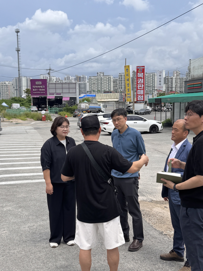 채정선 경기도의원, 양주 장거리교차로 7호선 공사 현장 방문...상인 고충 및 공사현황 청취