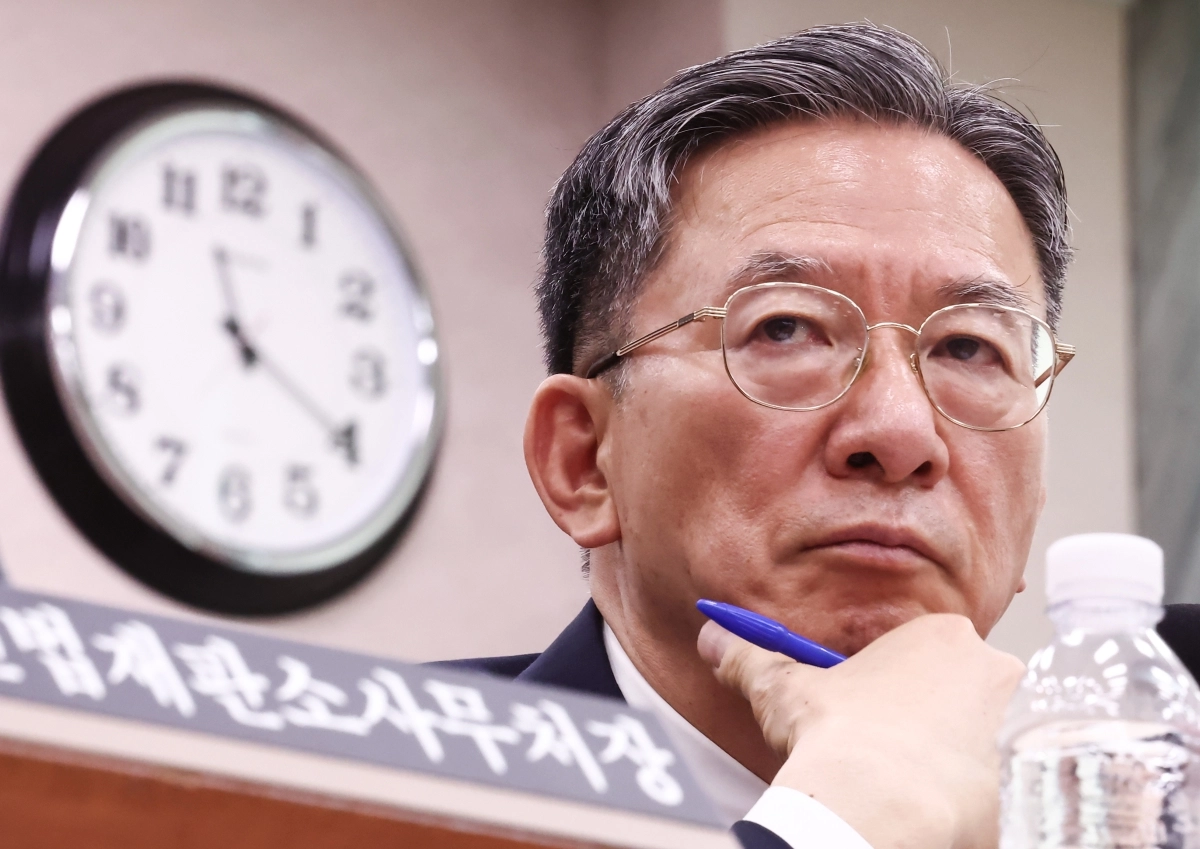 건강상 이유로 사실상 사의 표명한 정성호 법무장관