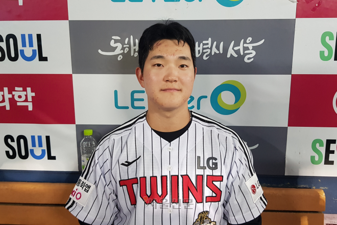 백업인 줄 알았는데 벌써 10홈런…문정빈 있어 밝은 LG 미래