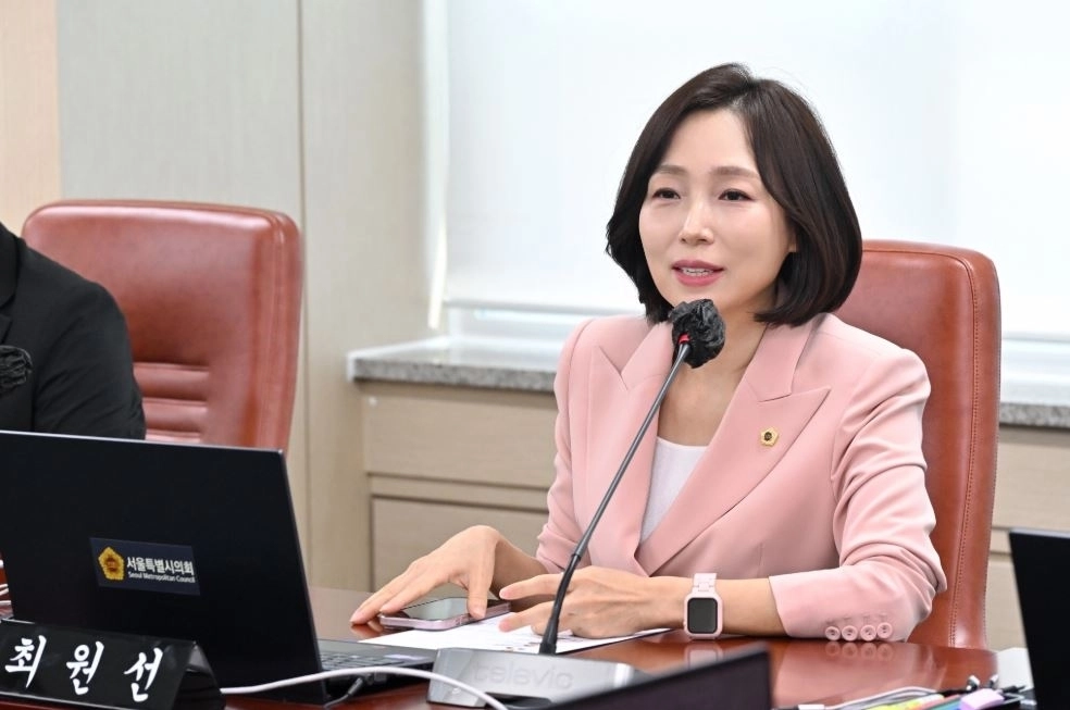 29일 열린 제338회 임시회 폐회 중 문화체육관광위원회 회의에서 발언중인 최원선 의원. 서울시의회 제공