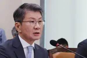 정몽규 전 축구협회 회장, ‘50억 기부’ 공약 안 지켰다…청문회서 “못했습니다” 시인