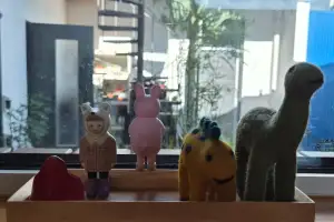 동거냐 독거냐 고민하던 중… 생판 모르는 남들과 사는 5명의 ‘조립식 가족’