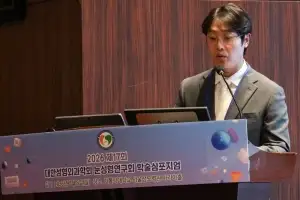 에이비성형외과, 2026 대한성형외과학회 눈성형연구회 심포지엄서 안와주위 실용 해부학 발표