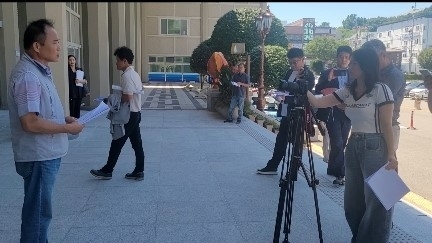 일양건설 유원찬 전 사장이 지난 29일 여수시청에서 기자회견을 하고 있다.