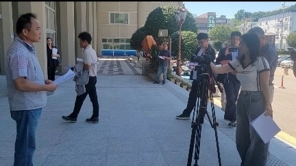 일양건설 유원찬 전 사장이 지난 29일 여수시청에서 기자회견을 하고 있다.