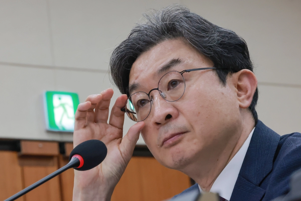 정무위 전체회의 나온 이억원 금융위원장