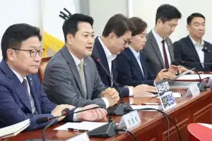 국민의힘 윤리위원 2인 추가 임명…‘멱살’ 권영진 “징계 절차 임할 것”