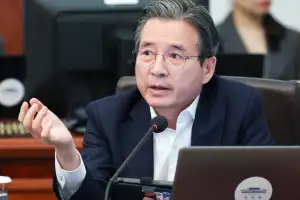 주가 불안 58% “정부 경제정책 탓”…이준석 “경제라인 전면 재점검해야”
