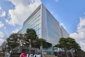 LG CNS, 2분기 영업이익 9.2% 감소…상반기 매출은 6.1% 증가