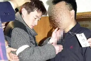 thumbnail - 결혼 자금 10억 모으려 연쇄살인... ‘내 안에 악마가 있다’ ‘직업 살인마’ 정두영
