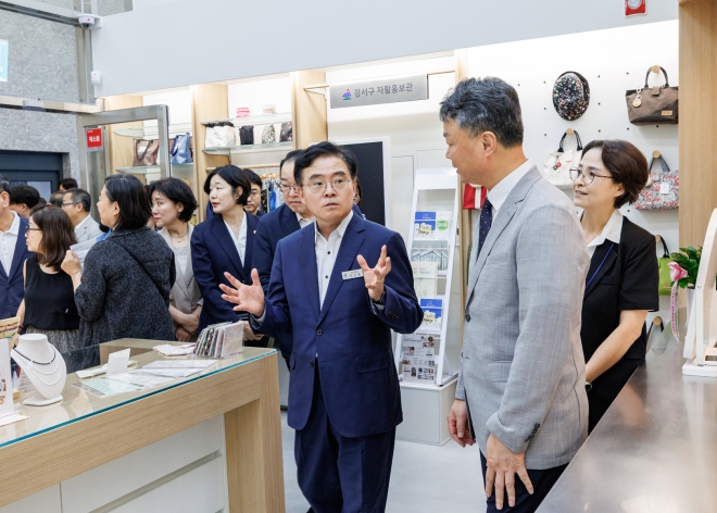 따뜻한 강서, 저소득층 자활 ‘ON’[현장 행정]
