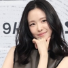 윤보미 결혼식 불참한 손나은, “그때…” 불화설 입 열었다