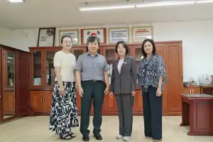장승희 경기도의원, 개교37년차 구리 교문초 찾아...노후 학교 안전·급식실 근무여건 현장에서 챙기겠다