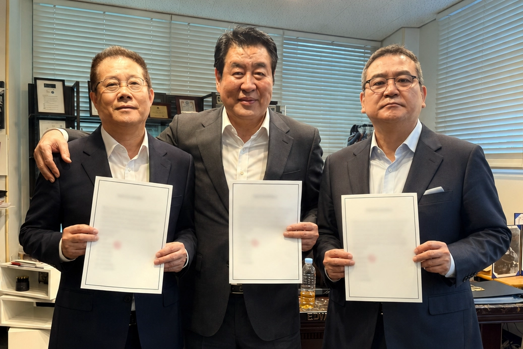 최재호PD,  이원익작가,  양윤호감독 (왼쪽부터)   스타줌 제공