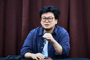 ‘아기돼지’ 비틀고 형식 부순 음악극…양정욱 “원작은 치킨일 뿐”