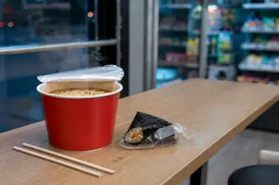끼니는 때워도 과일은 언감생심…청년 밥상이 가장 부실했다