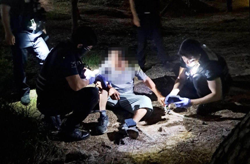 지난 3일 대구 달서구 송현공원 인근 산책로에서 A(72)씨가 쓰러진 채 발견돼 인근 병원으로 옮겨졌다. 대구 달서경찰서 제공