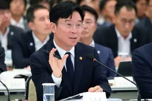 청년 일자리 지키는 ‘정년 65세 연장’ 연내 입법 추진