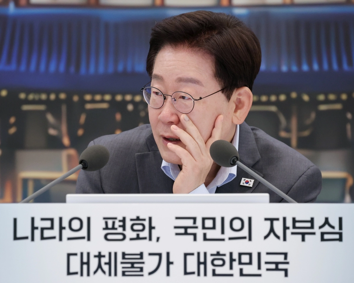 이재명 대통령이 5일 청와대 영빈관에서 열린 외교부·통일부·국방부·국가보훈부 등에 대한 부처 업무보고에서 발언하고 있다. 2026.8.5 연합뉴스