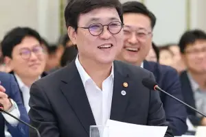 새로운 K브랜드 만들고, 외래 방한객 4천만명 부른다…문체부 하반기 업무보고