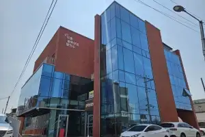 천안 ‘오룡지구 골목상권발전소’ 준공…상인·주민·청년 거점 공간