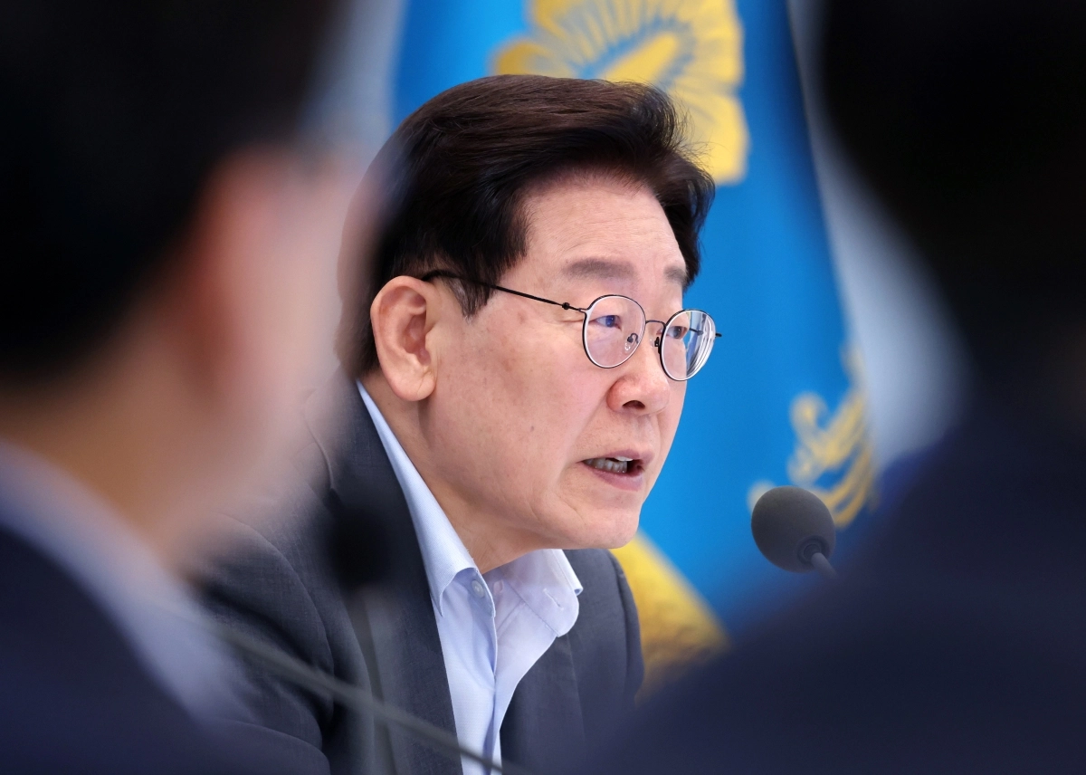 이재명 대통령이 5일 청와대 영빈관에서 열린 행안부·경찰청·법무부·검찰청 등에 대한 부처 업무보고에서 발언하고 있다. 2026.8.5 연합뉴스