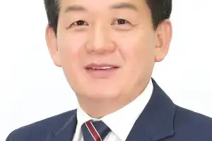윤판오 서울 중구의회 의장, 2년간 서울시 구의회 이끈다