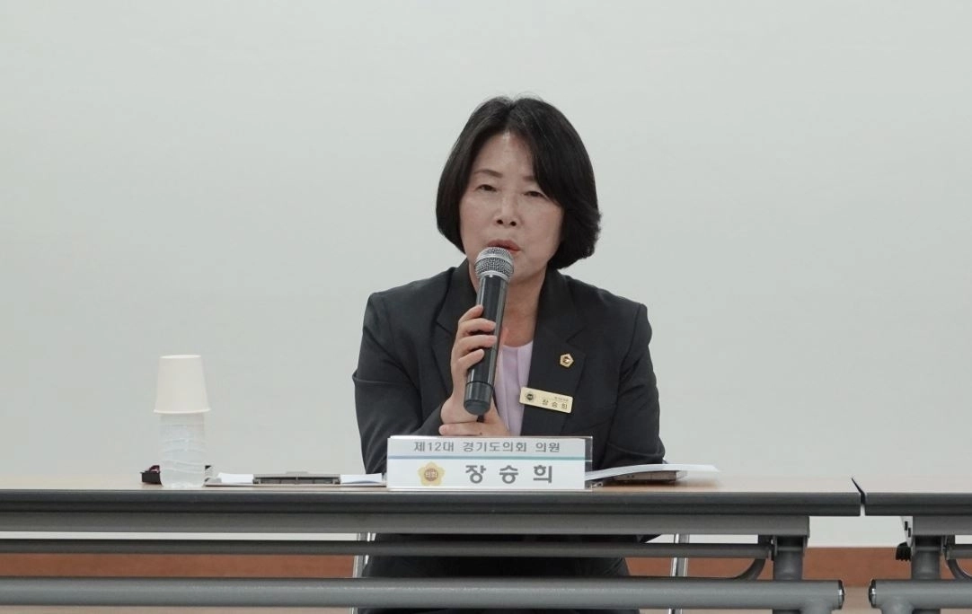 지난 5일 구리소방서에서 열린 ‘경기도의회 의원 초청 소방정책 간담회’에 참석해 발언중인 장승희 의원(사진=경기도의회)