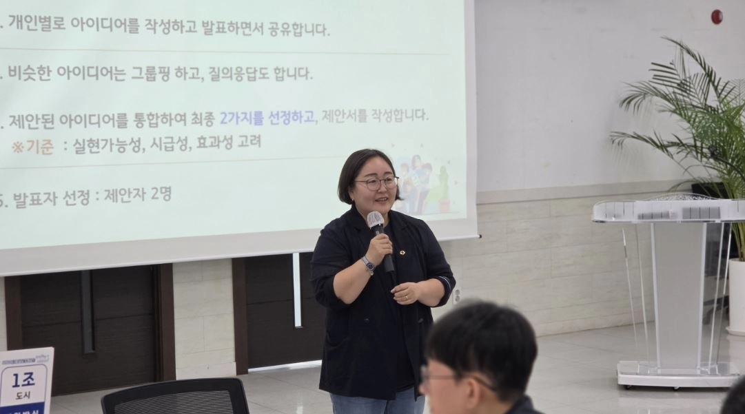 ▲ 지난 4일 ‘2026 민관소통워크숍’에 참석해 축사하는 오현정 의원(사진=경기도의회)