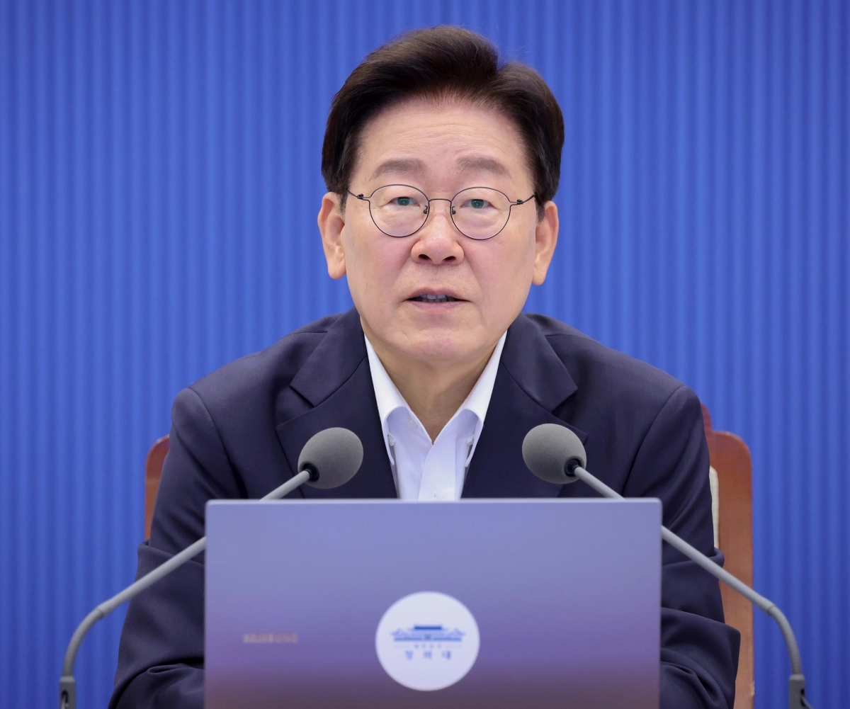 이재명 대통령이 6일 청와대에서 열린 수석보좌관회의에서 발언하고 있다. 2026.8.6 연합뉴스