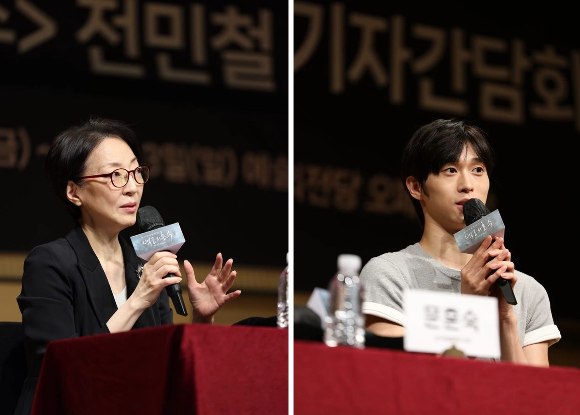 6일 서울 예술의전당 인춘아트홀에서 열린 전막 발레 ‘백조의 호수’ 기자간담회에서 문훈숙(왼쪽) 유니버설발레단 단장과 전민철(오른쪽) 러시아 마린스키발레단 퍼스트 솔리스트 가 작품과 역할에 대해 설명하고 있다. 예술의전당·유니버설발레단 제공