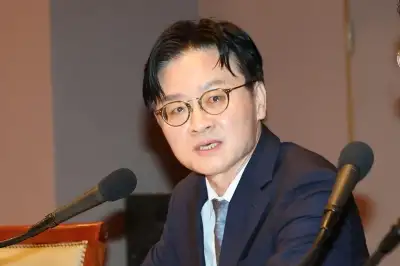 김정관 “메가특구 52시간 예외 필요… N% 성과급 반대”